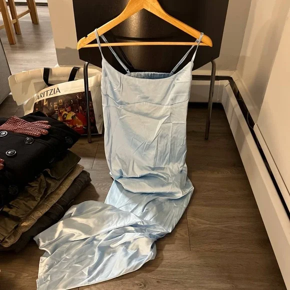 Elegant Blue Women's Dress - Picture 7 of 12